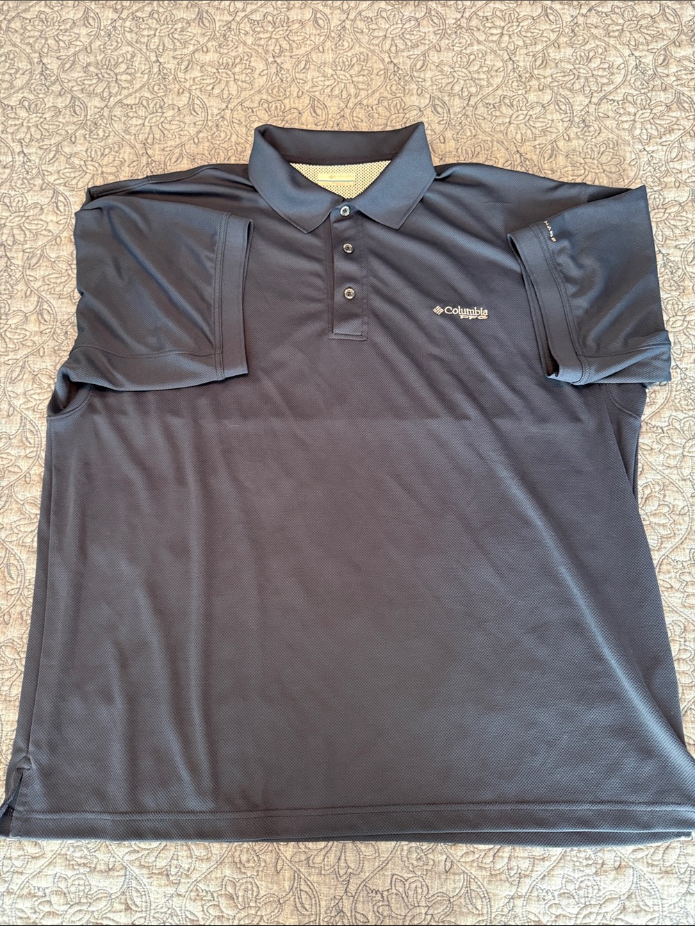 Columbia Men’s Navy Short-Sleeve Polo – Performance Knit